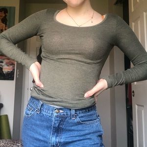 Casual green long sleeve